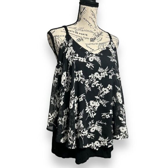 Torrid 2X Black White Floral V-Neck Tiered Strappy Camisole Sleeveless Flowy Top - Picture 4 of 9